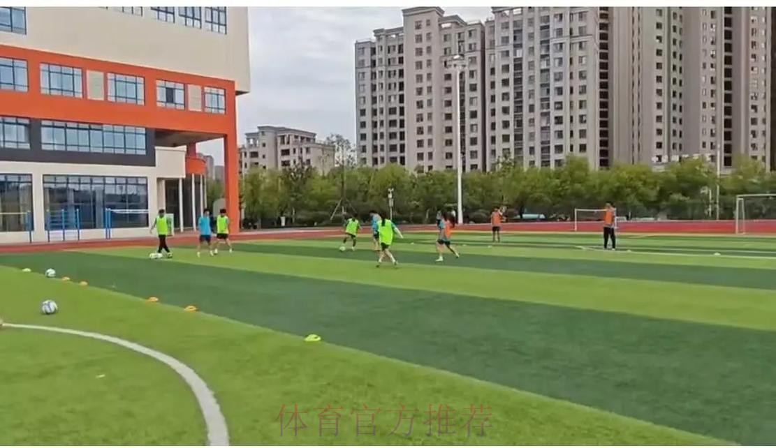 中国足协职业级、A级、B级教练员继续教育培训班在蓉圆满结束