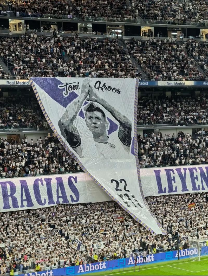 进球网:本泽马可能导致皇马丢冠 克罗斯几乎完全消失 进球网:本泽马可能导致皇马丢冠 克罗斯几乎完全消失